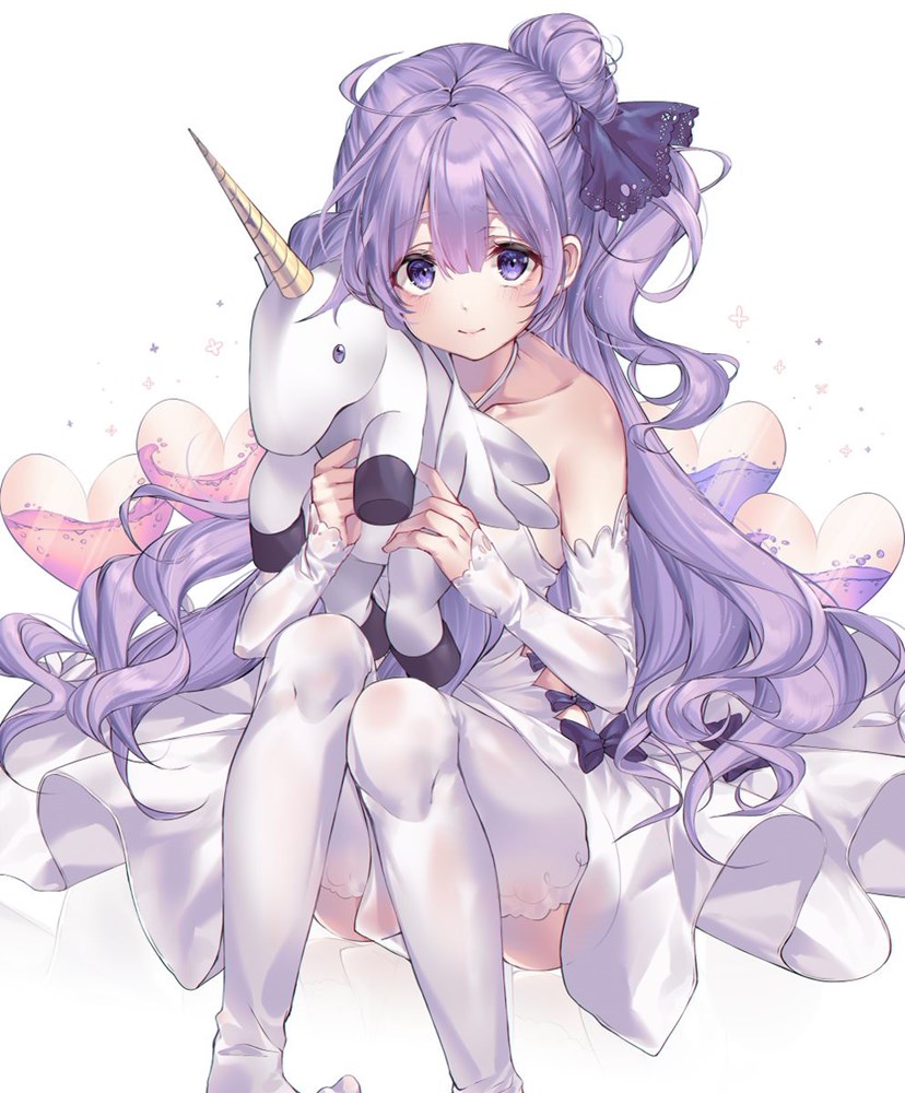 紫髪のエロい画像