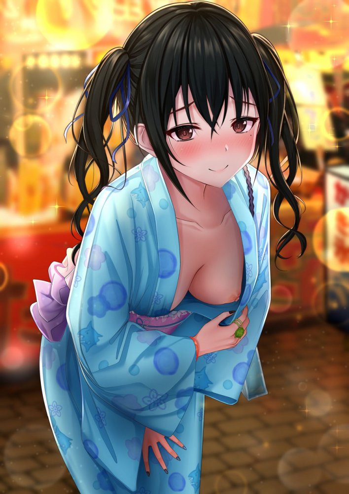 おっぱいの二次エロ画像を愛でる。