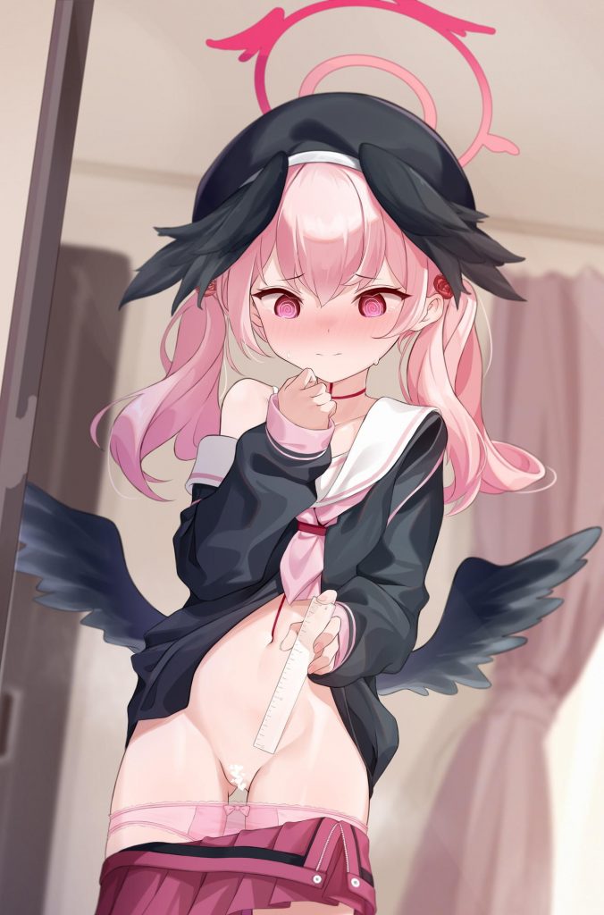 俺のとっておきのブルーアーカイブの画像フォルダを見せる