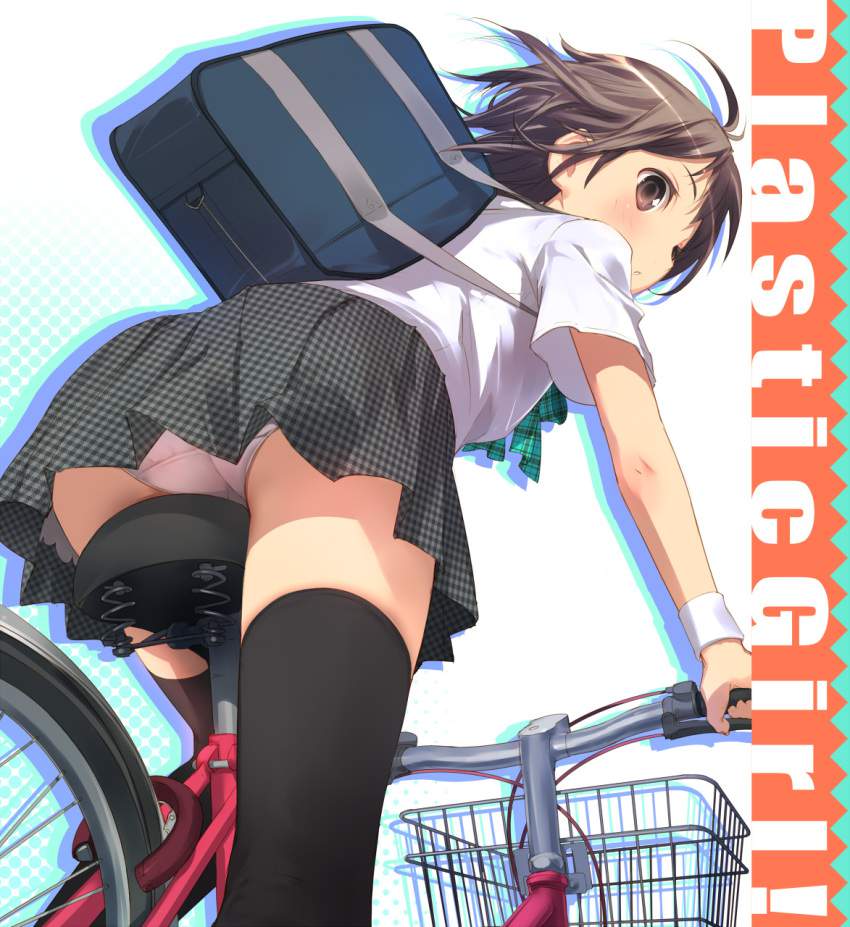 パンチラの二次元エロ画像。