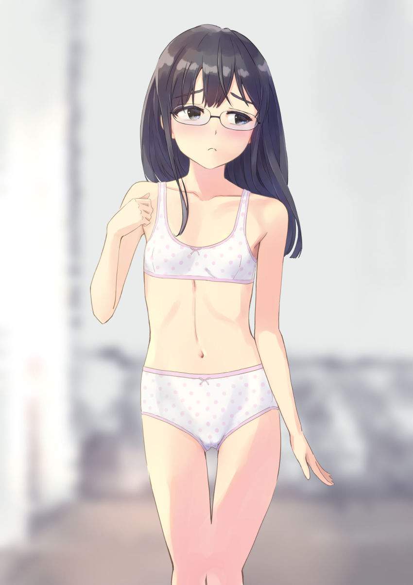 貧乳の淫乱で卑猥な画像をゲットだぜ!