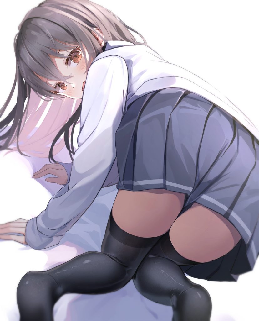 四つん這いの画像ってエロいよな？