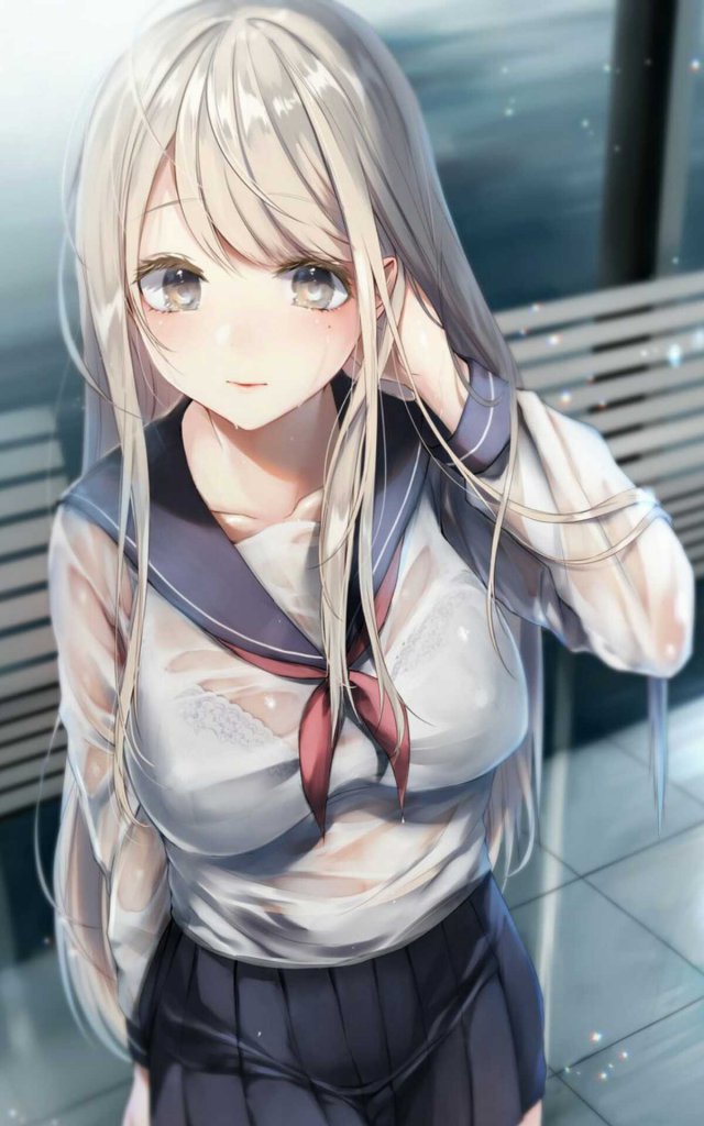 スマホの壁紙に使えそうな濡れ透けの画像