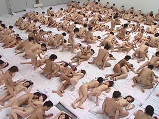 ドールズフロントラインの至高vs究極のエロ画像