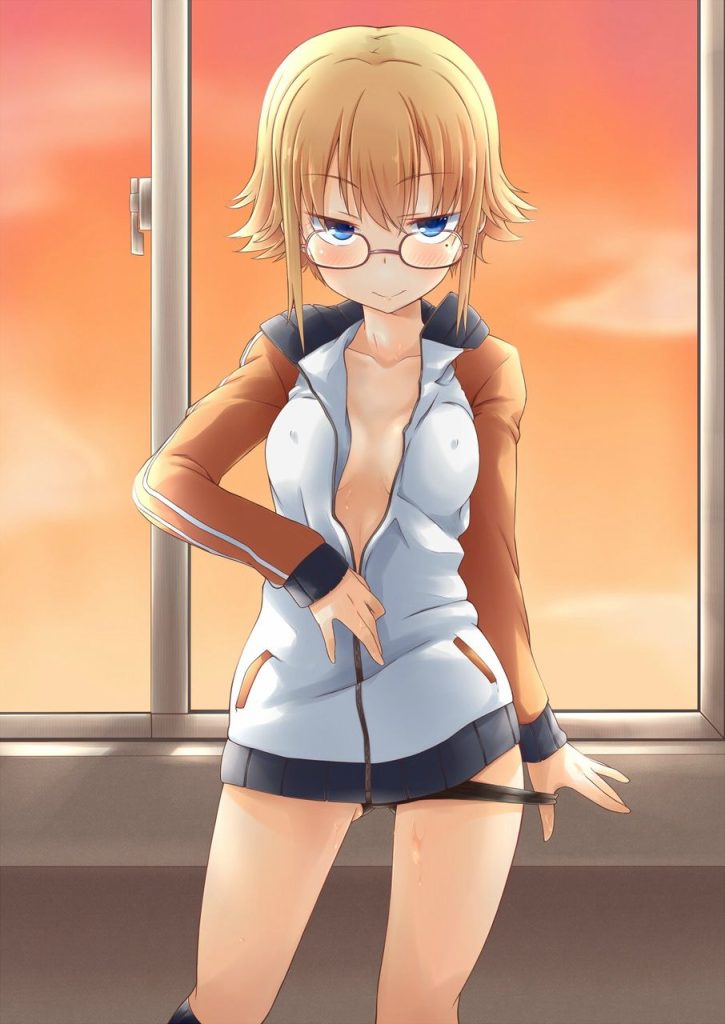 脱ぎかけのエロ画像でヌきたい奴らは集まれ!