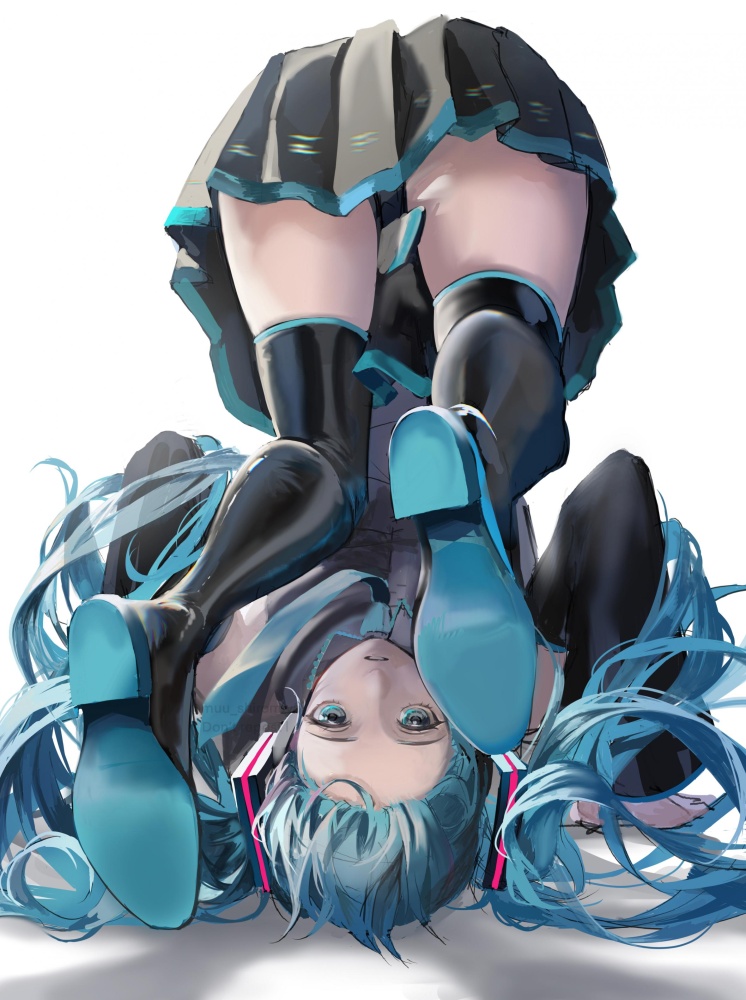 ボーカロイドのエロ可愛い画像貼っていくぜ！