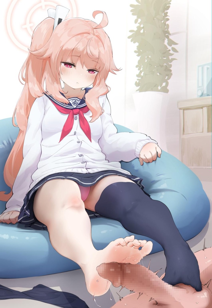 スマホの壁紙に使えそうな制服の画像