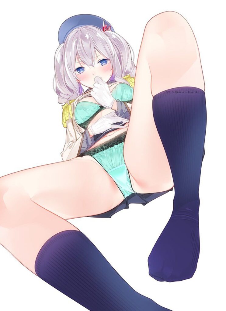 ローアングルのエッチな魅力が分かるエロ画像