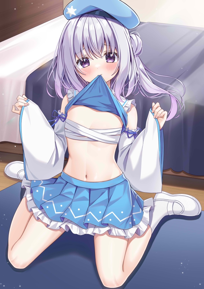 【二次】銀髪のメチャシコで可愛い女の子のエッチな画像