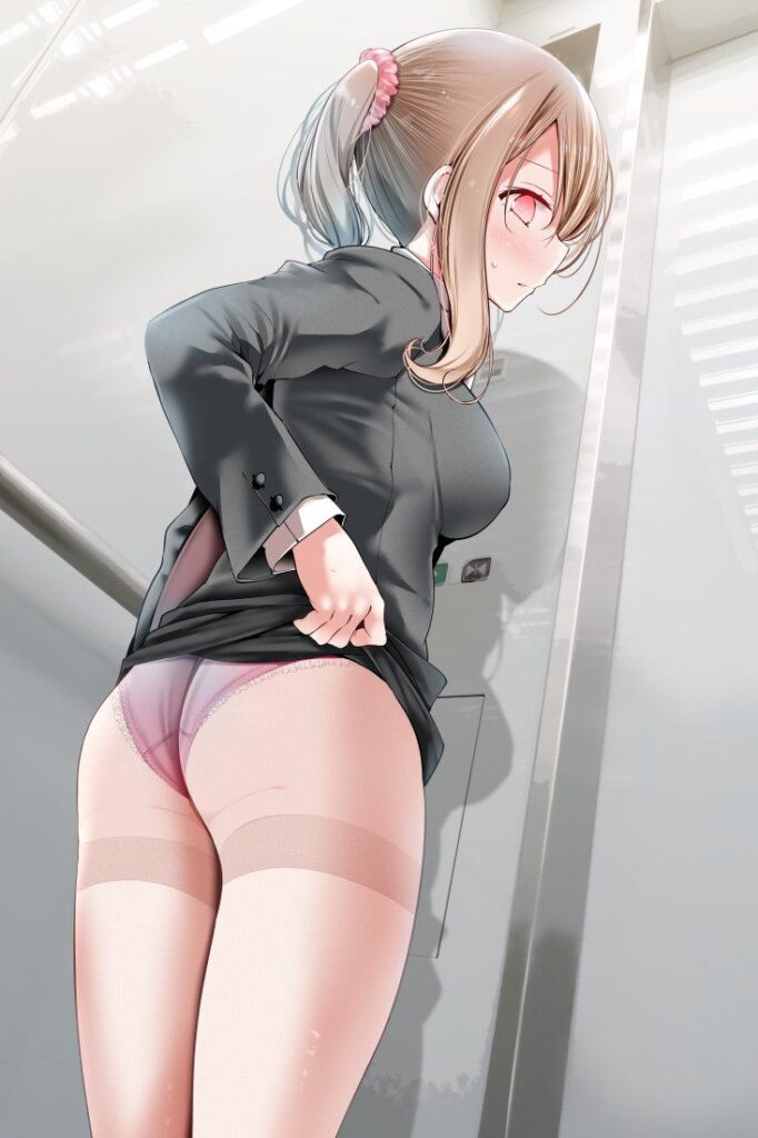 ローアングルのあんな姿やこんな姿をじっくりまじまじと堪能したい
