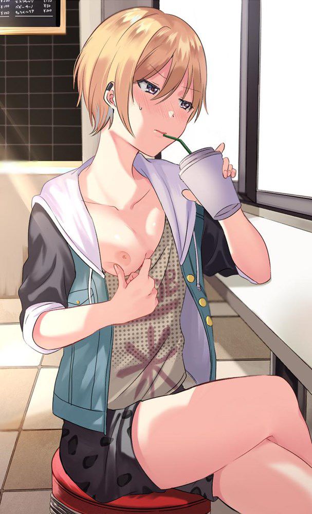 Hないたずらをしたくなる貧乳のエロ画像