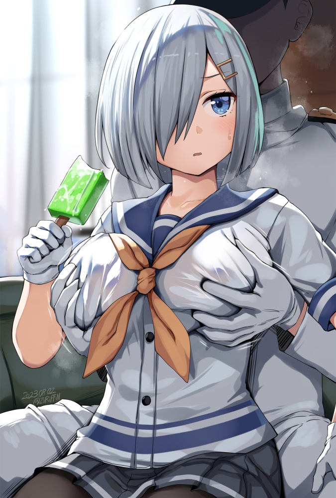 乳揉みのエロ画像 18