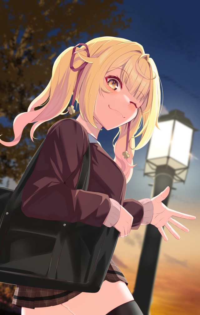 太もものエロ画像 4