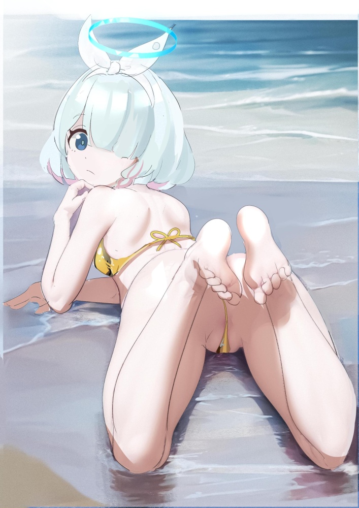 ビキニのエロ画像 16